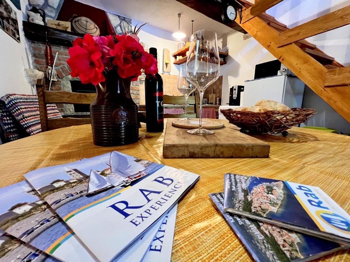 Villa Rab Hills Mundanije Esterno foto